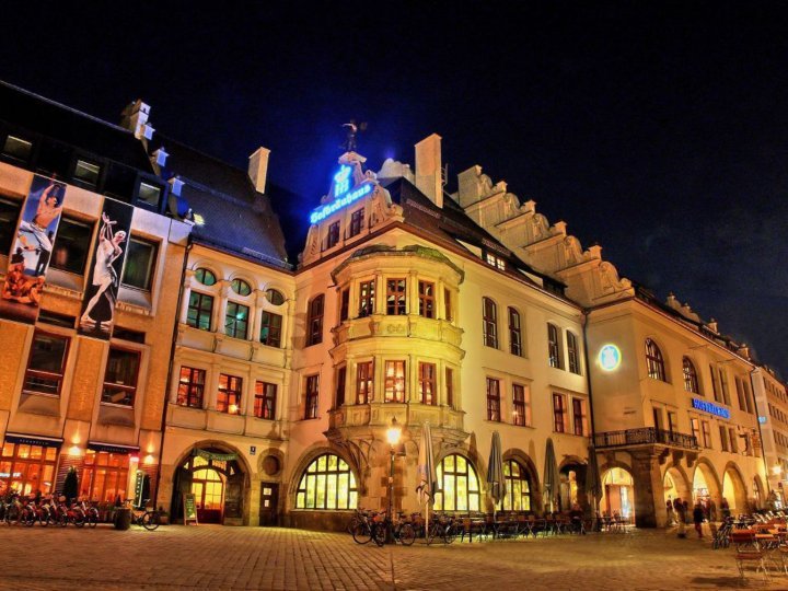Jay Lander's album, Hofbräuhaus München