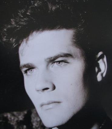 Tim Tone's album, Profile Pictures