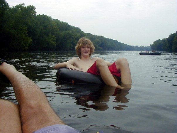 Cam Abernethy's album, Tubing down the James River