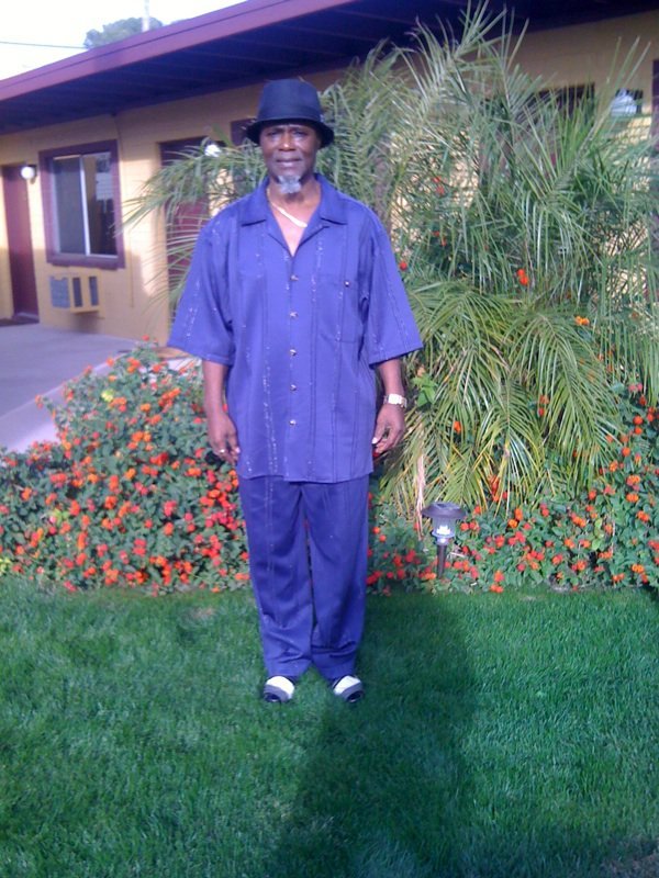 Larry Bledsoe's album, Profile Pictures