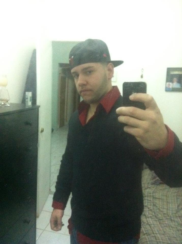 Andrew Gonzalez's album, Profile Pictures