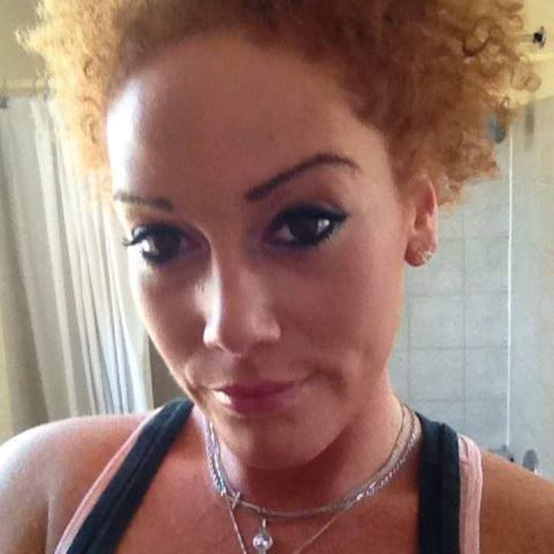 Amber Betts' album, Profile Pictures