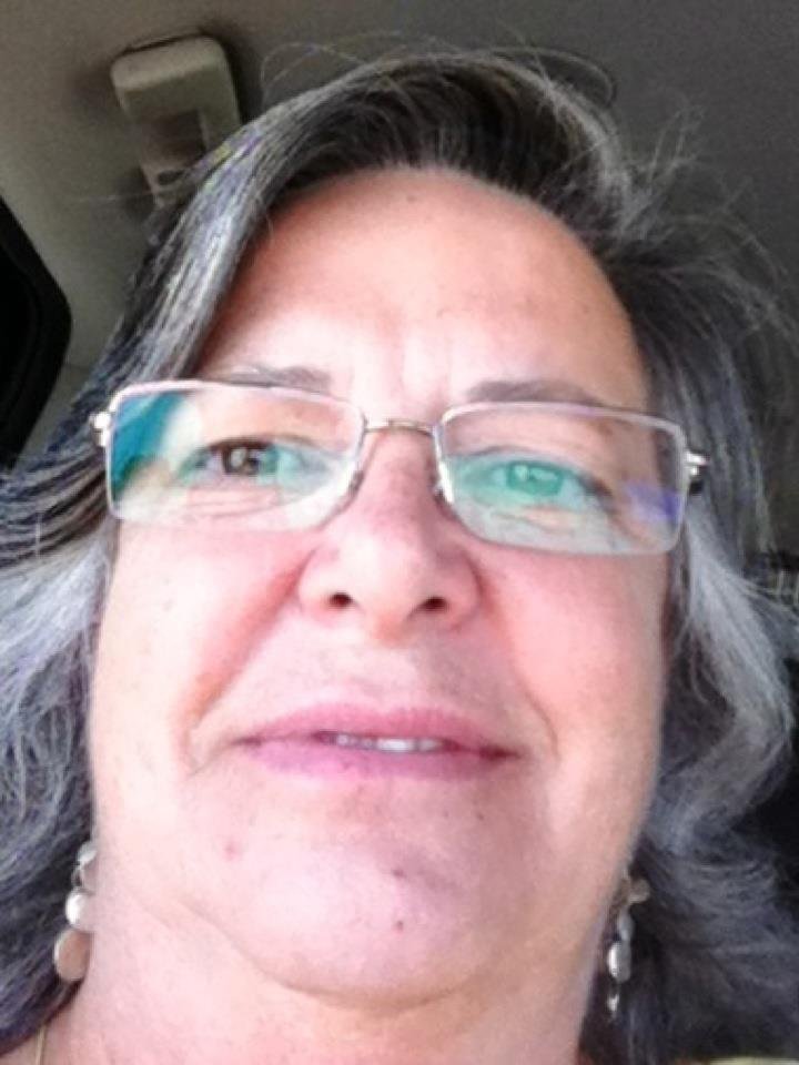 Joyce Earnest's album, Profile Pictures