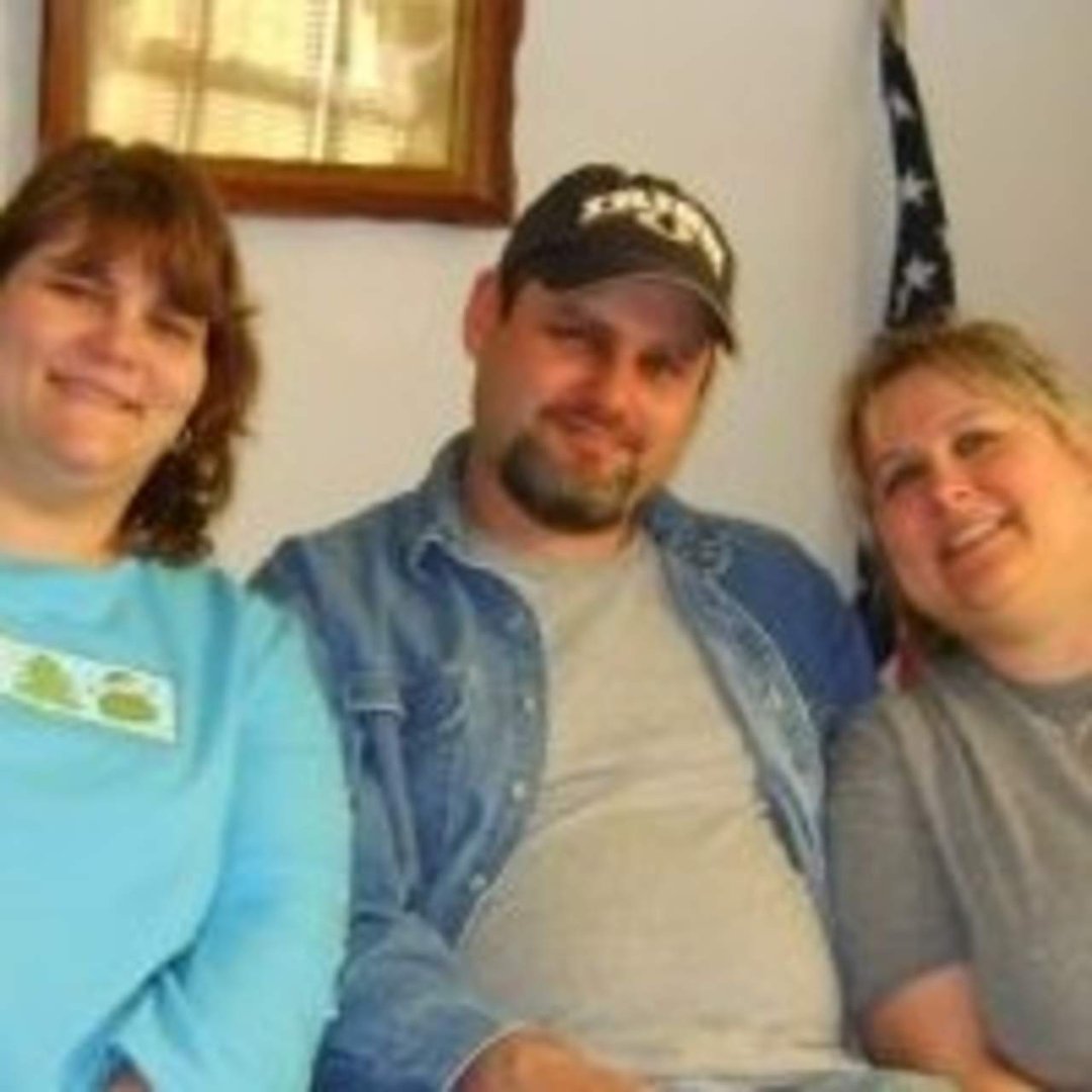 Amanda Pace Edwards' album, Profile Pictures