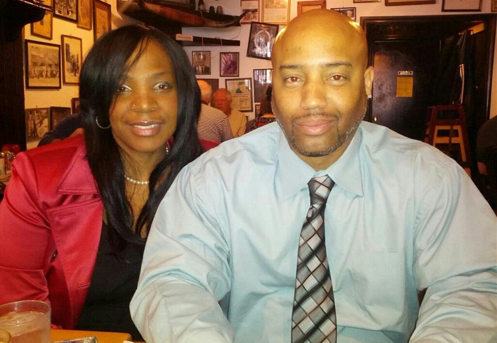 Demetrios Wright's album, Mobile Uploads