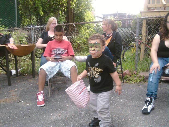 Thomas Goodrich's album, nadalyze birthday
