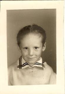 Arnold Wilson's album, Profile Pictures