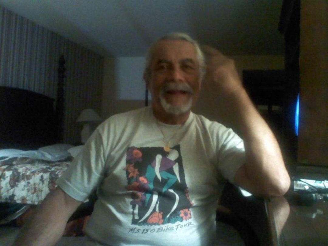 Robert Lopez's album, Profile Pictures