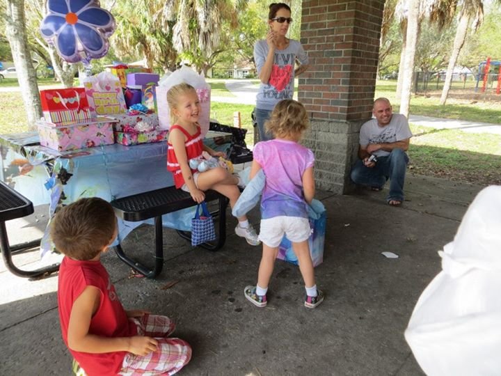 Donetta Wheeler's album, Sierra's 4th birthday party
