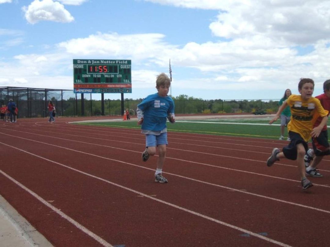 Devon Aragon's album, ECA Elementary track meetMay 21, 2011