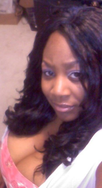 Shankeleia Roberson's album, Profile Pictures