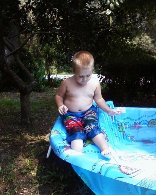 Stacy Keller's album, Chillin By The Pool
