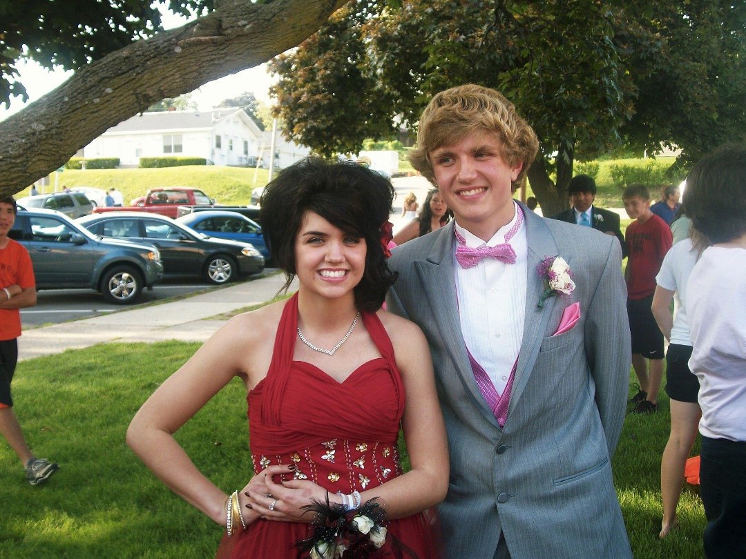 Johnny Eissens' Classmates profile album