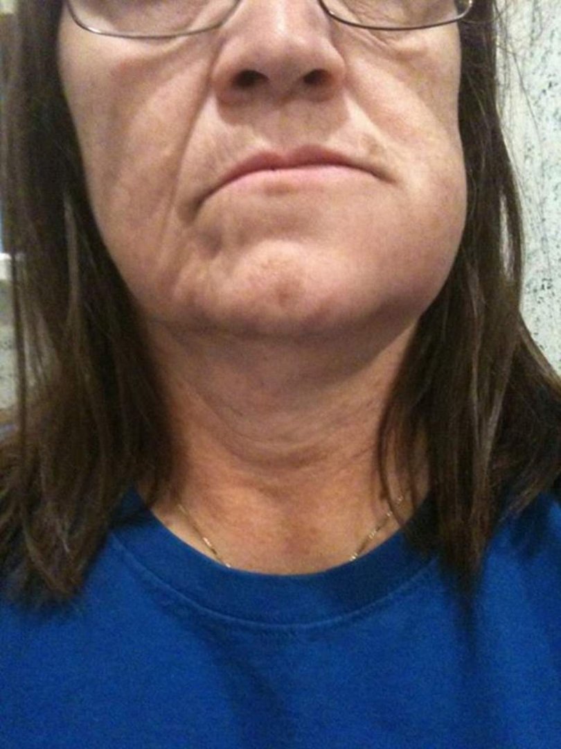 Ellen Jones' album, Mobile Uploads