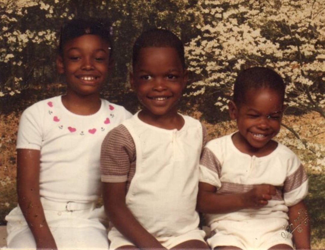 Raequel Solomon's album, The PAST.