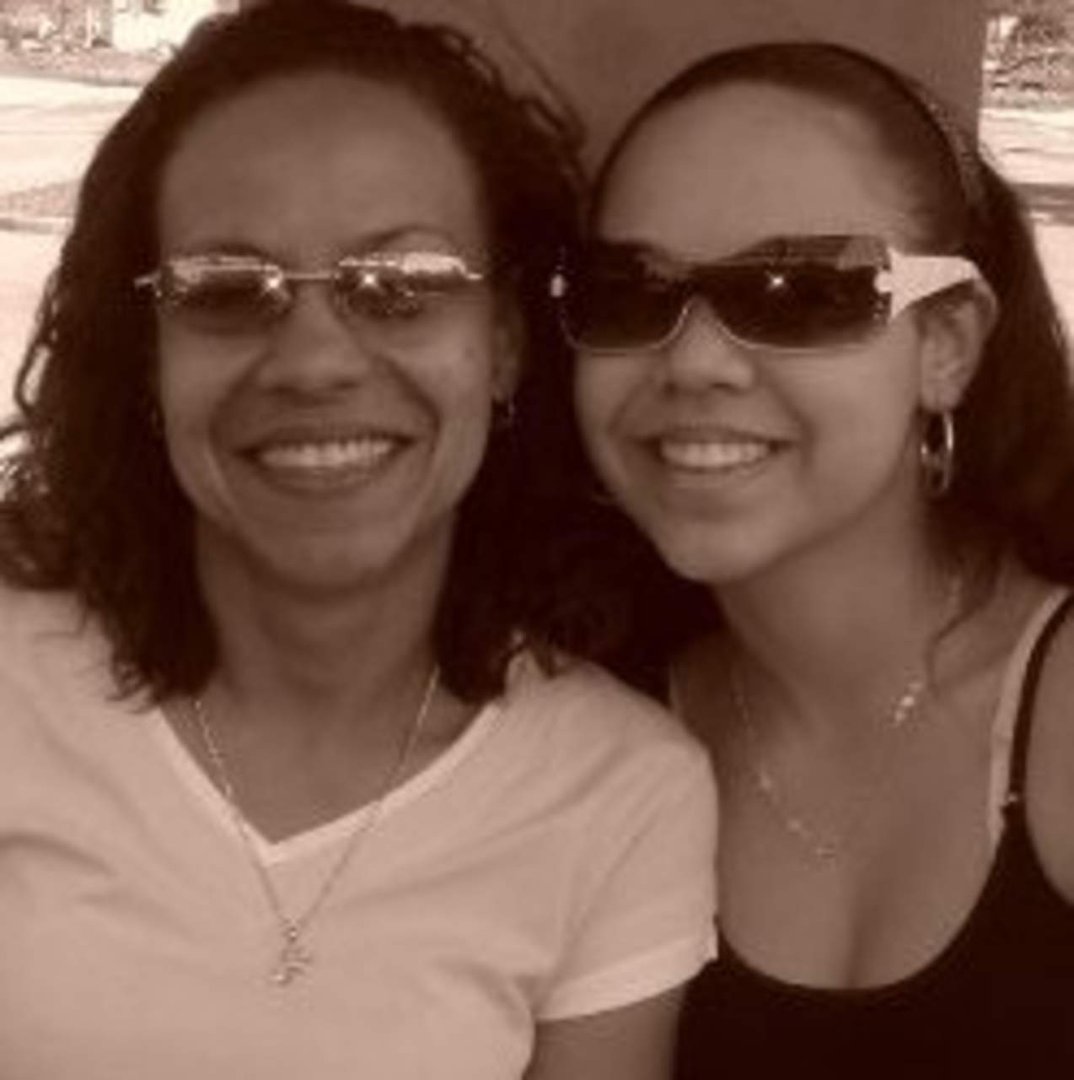 Dawn Lineberry's album, Profile Pictures