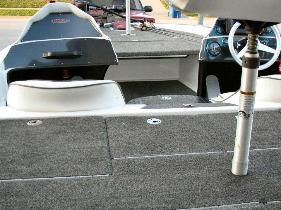 Gary Lange's album, Gary's 1999 Stroker Bass Boat