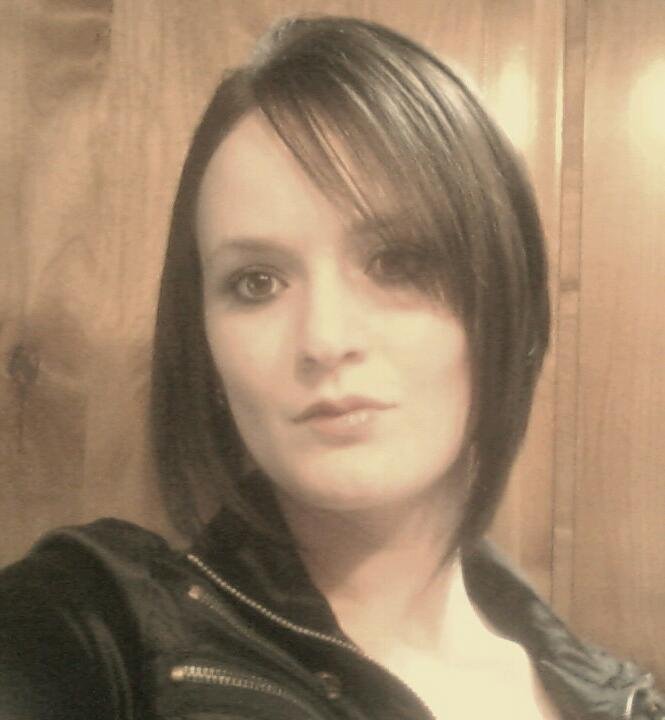 Amber Foldesi's album, Profile Pictures