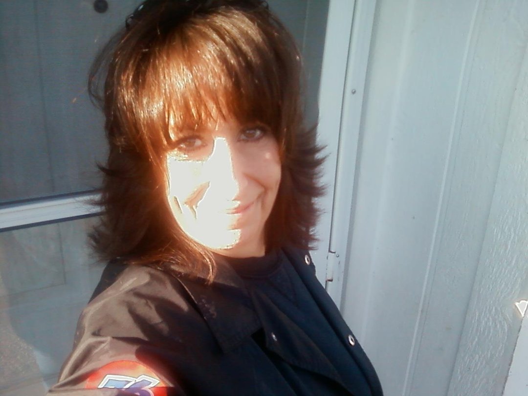Lisa Reddick's album, Profile Pictures