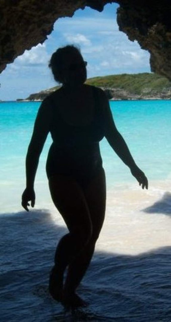 Cynthia Harris' album, Profile Pictures
