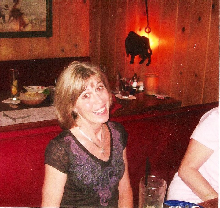 Cynthia Hyles' album, Profile Pictures