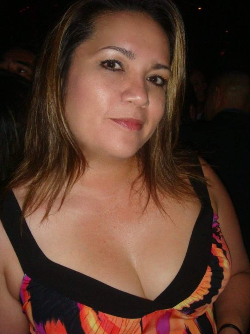 Danielle Hanks' album, Profile Pictures