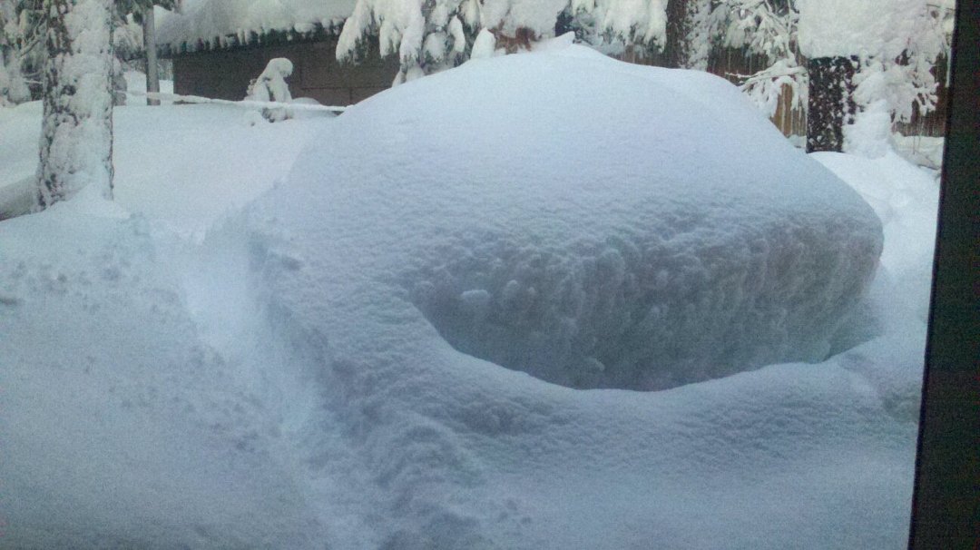 Lucas Heller's album, Um it snowed in Lake Tahoe last night. 21+"