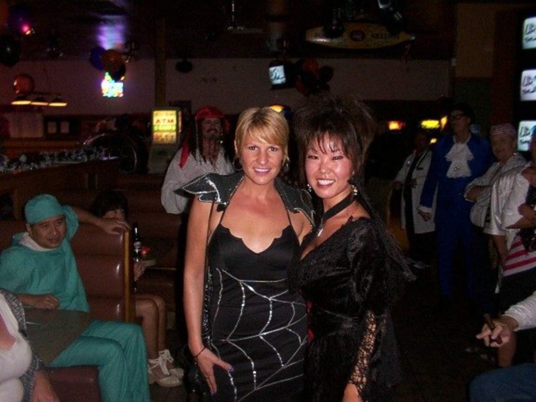 David Keplinger's album, Famous Sam's/ Halloween 2008 By David Keplinger