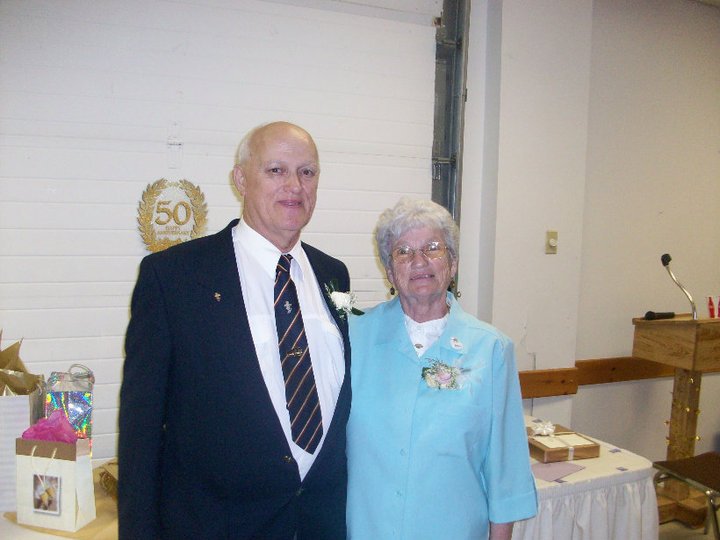 Dana Bennett's album, Auntie Grace and Uncle Earl's 50th Anniversary Party!-July 2009