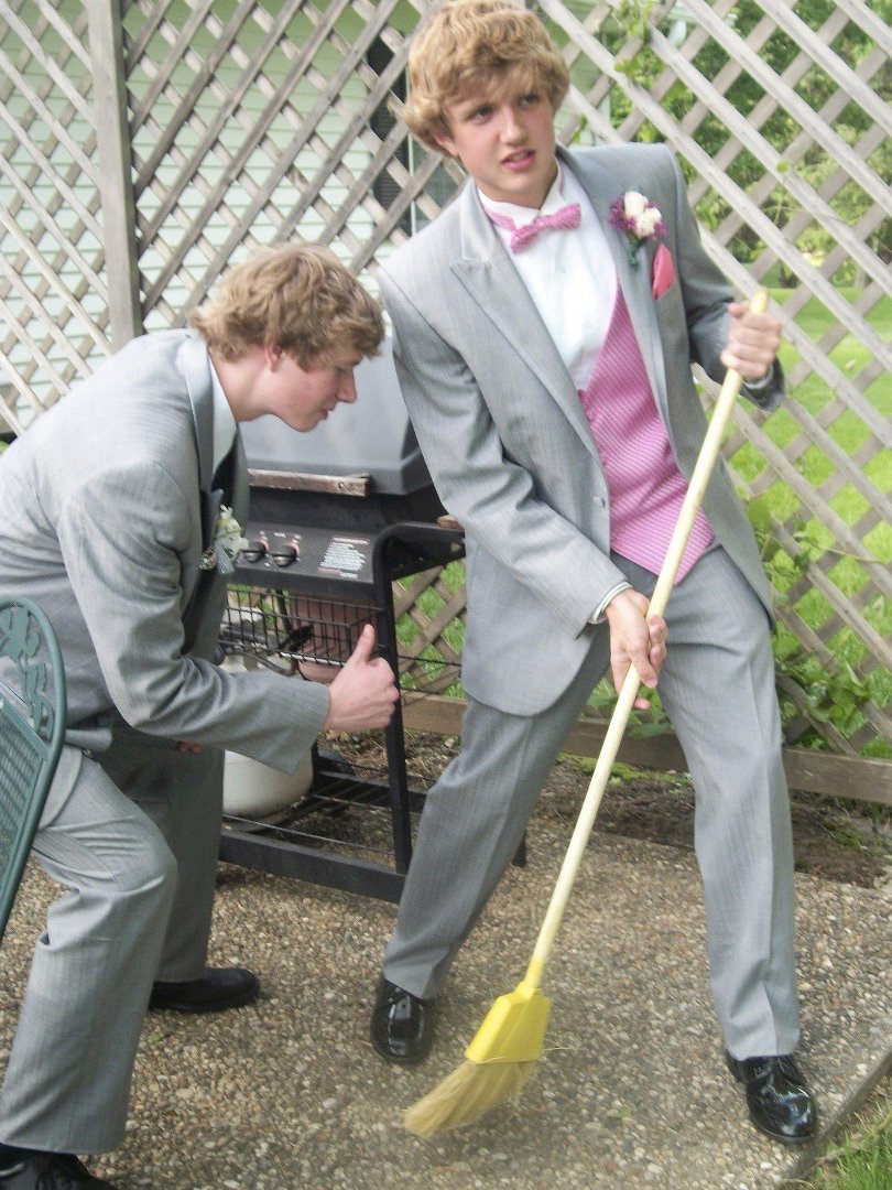 Johnny Eissens' Classmates profile album