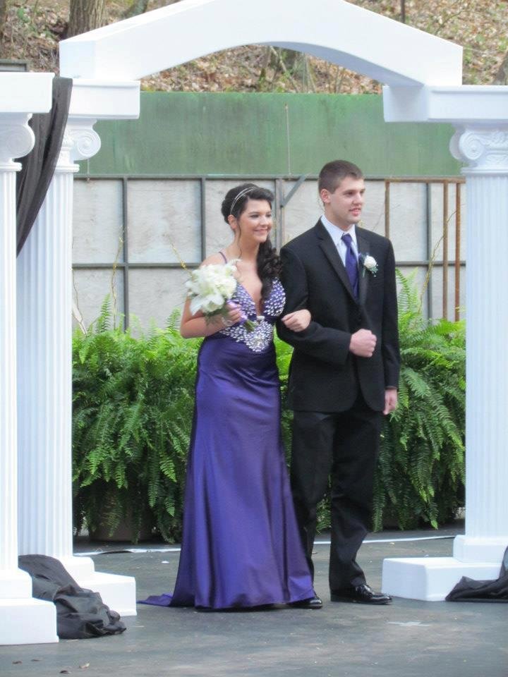 Michelle Goble's album, Taylor's Senior Prom!