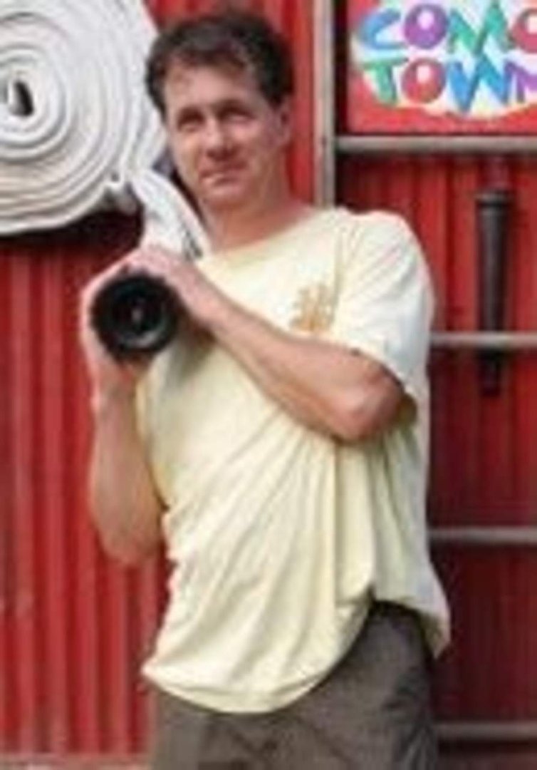 Tom Johnson's album, Profile Pictures
