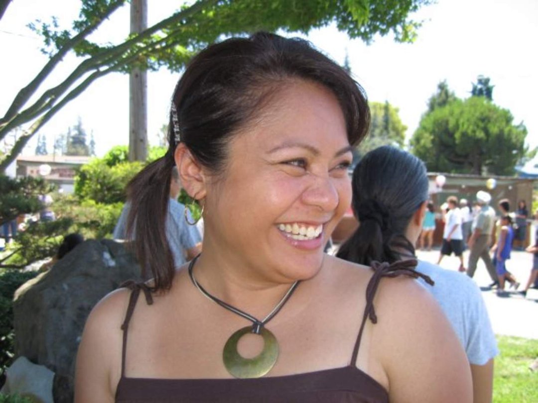Larissa Roco Wong's album, Profile Pictures