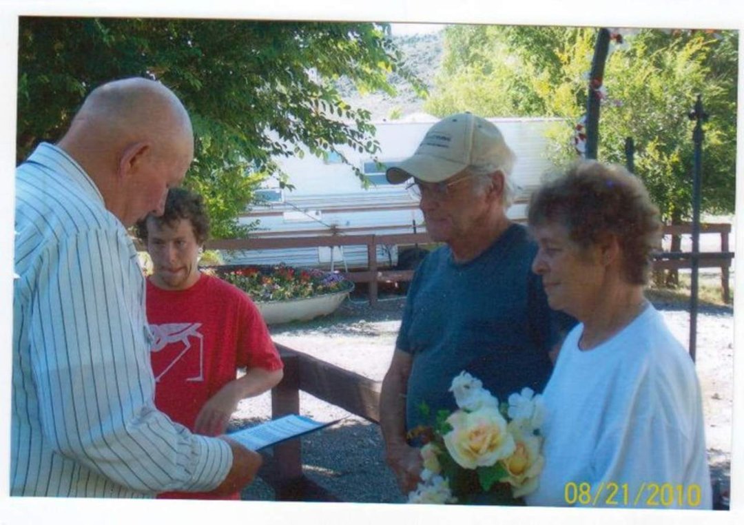 vanda cracraft's album, family 2010