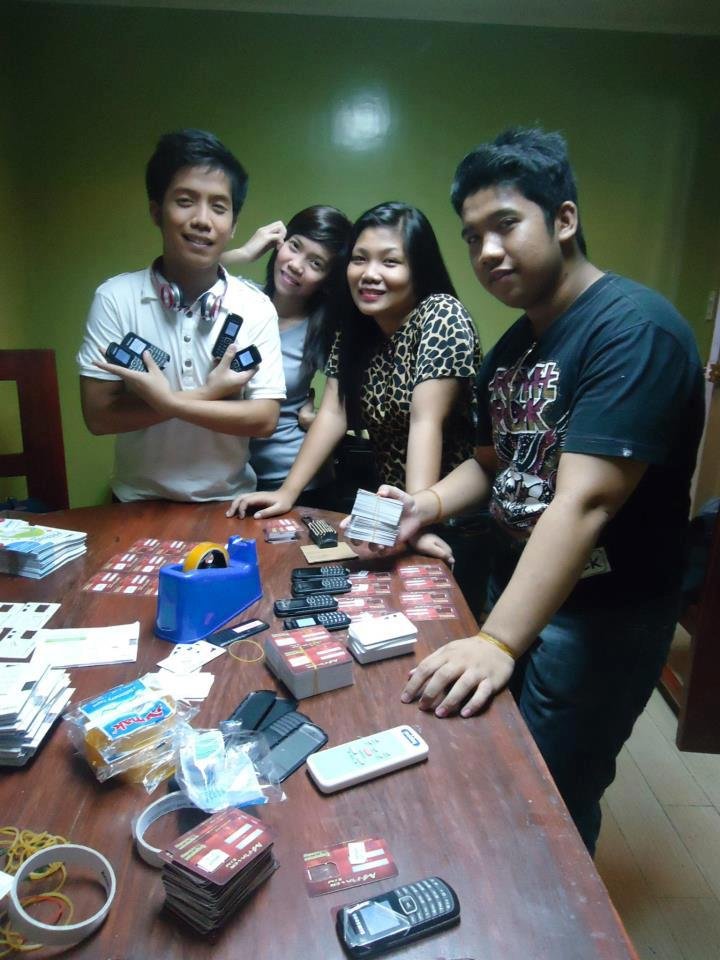 John Robert Gascon's album, SMART @ V MOBILE AGENTS ON THE GO