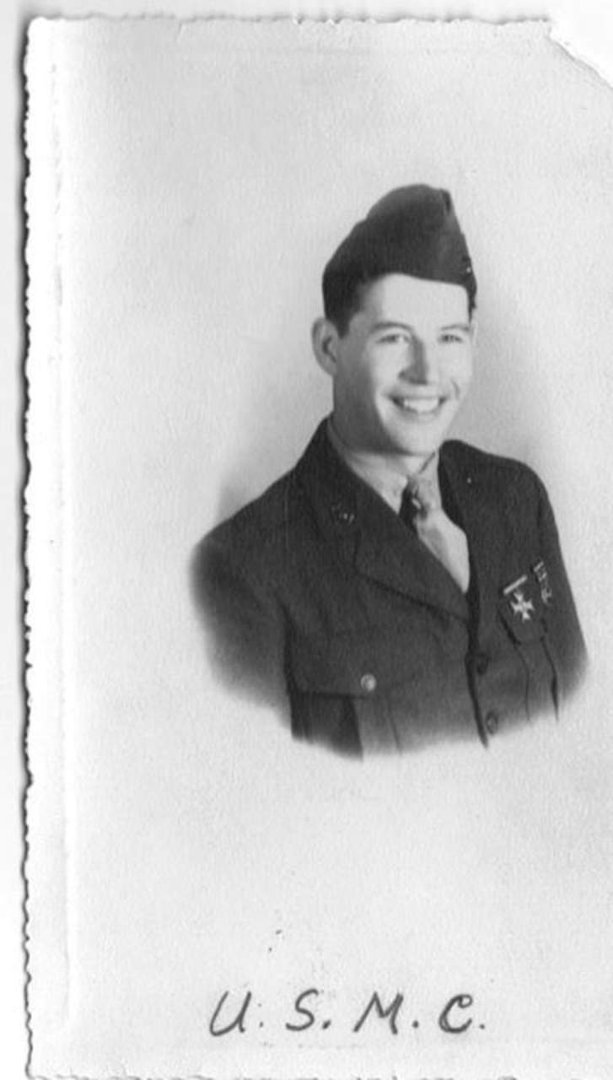 Pam Fischer-Ryszkiewicz's album, Del Fischer in WWII