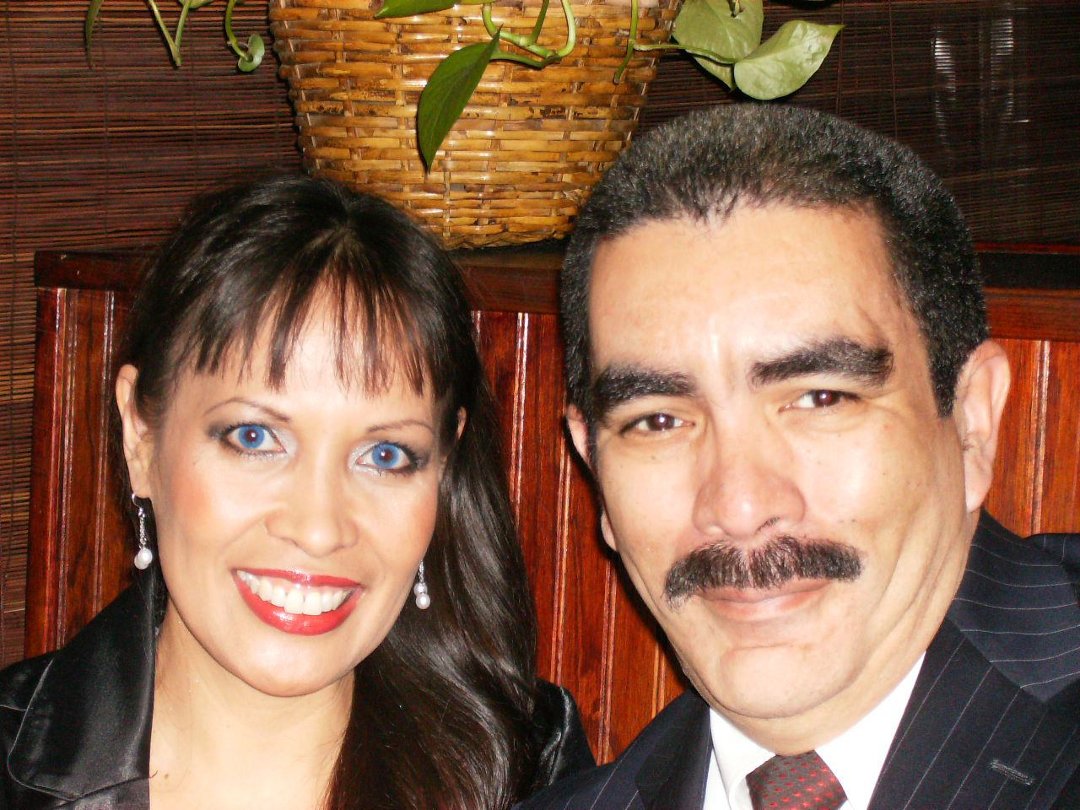 Gerardo Rivera's album, Profile Pictures