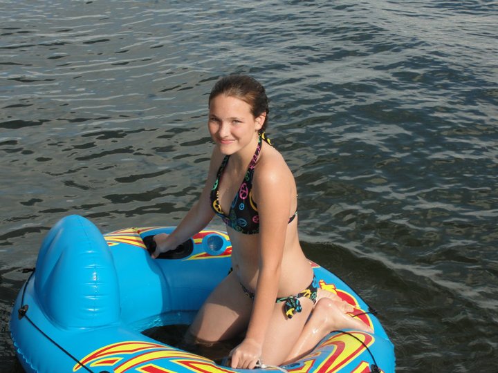 Arhur Applegate's album, Denise's 2010 cottage