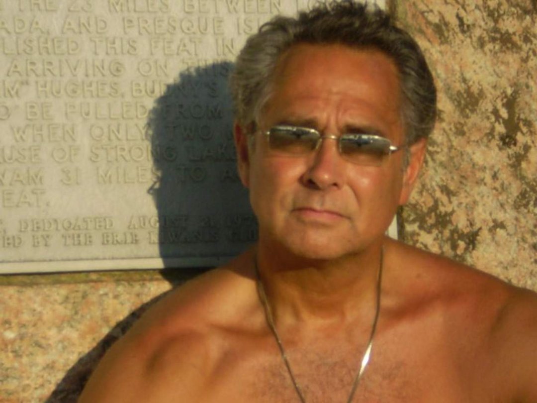 Robert Meyer's album, Profile Pictures