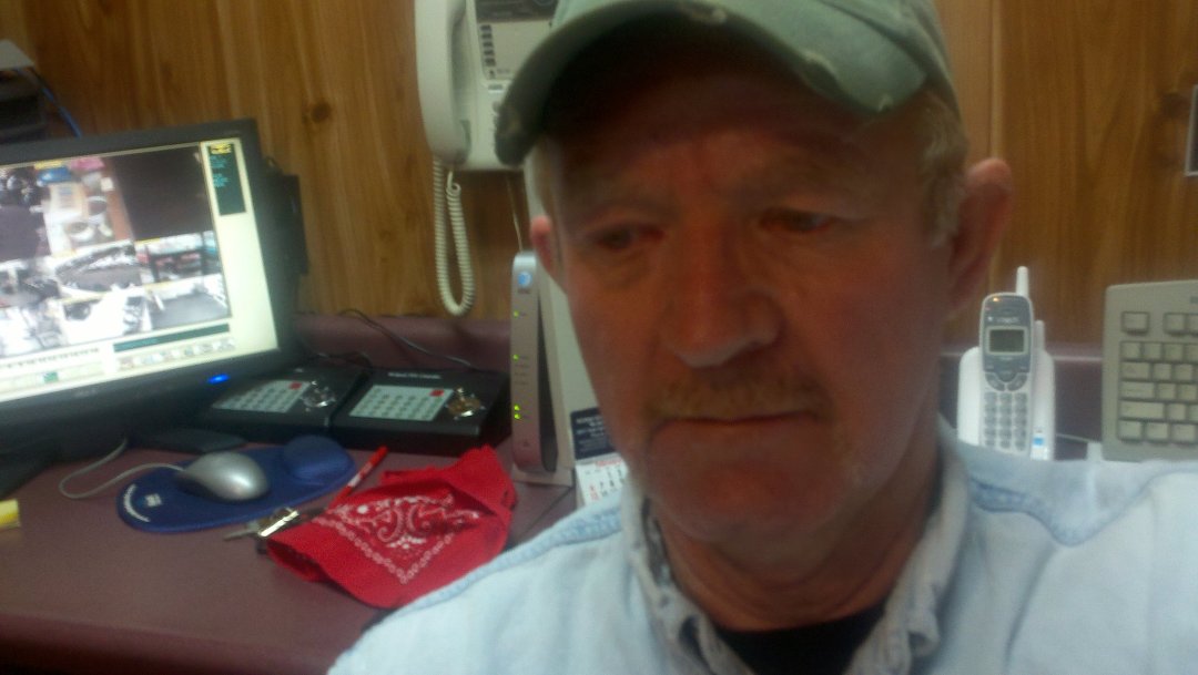 Robert "Bob" Sewell's album, Profile Pictures