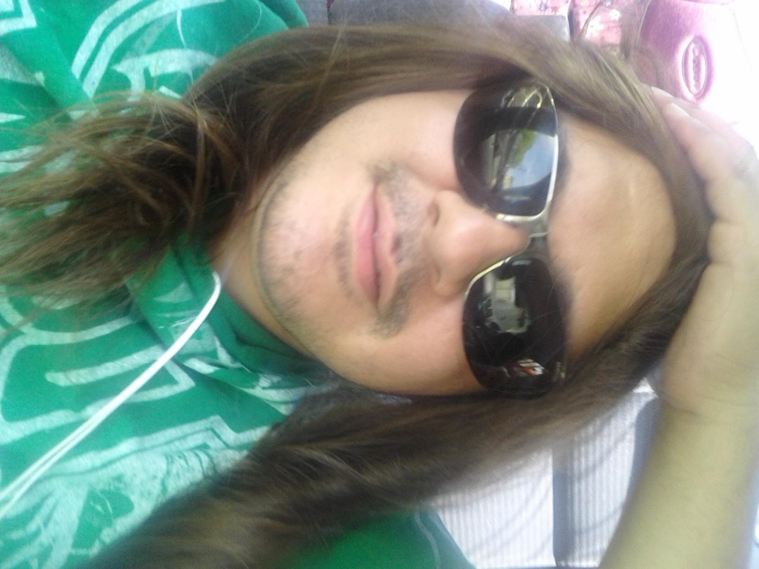 Daniel Mindieta's album, Mobile Uploads