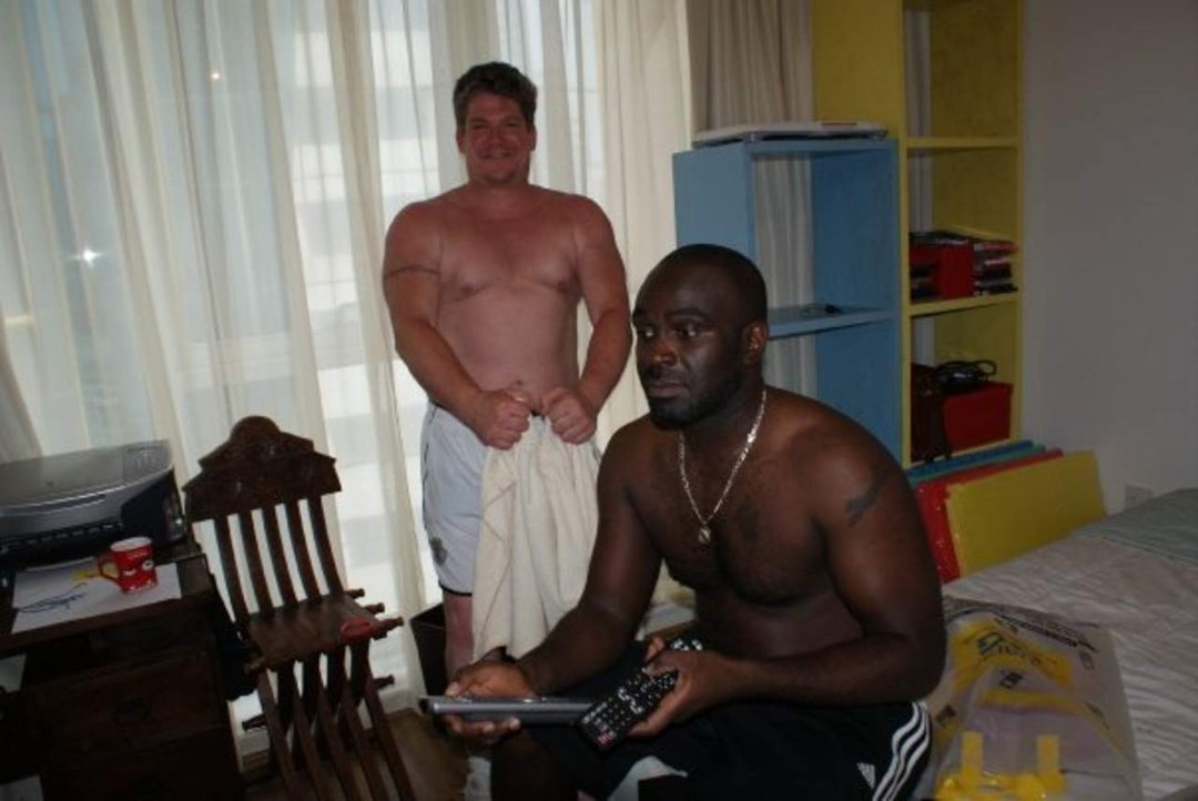 Stuart Edwards' album, Dubai Aug 09
