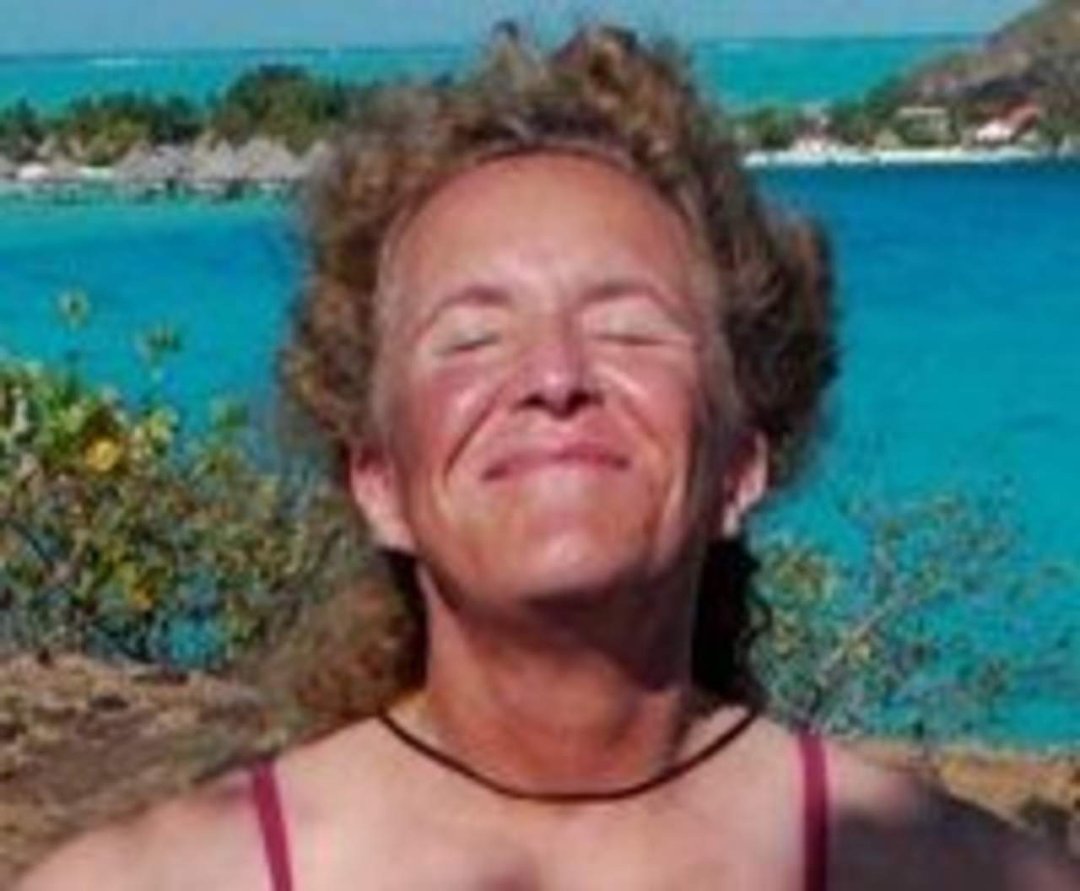 Alison Archambault's album, Profile Pictures