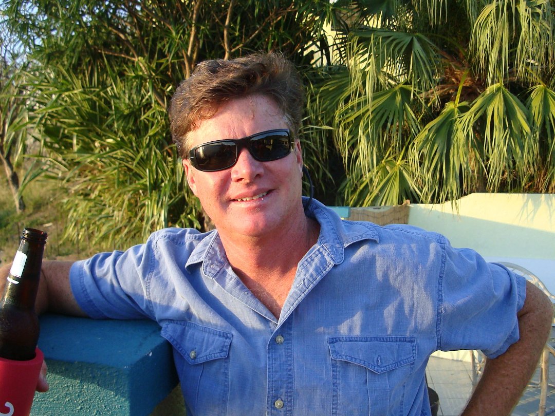 Tom Moore's album, Profile Pictures