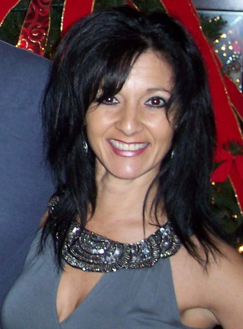 Kimberly Wolf's album, Christmas at Annette's 2010