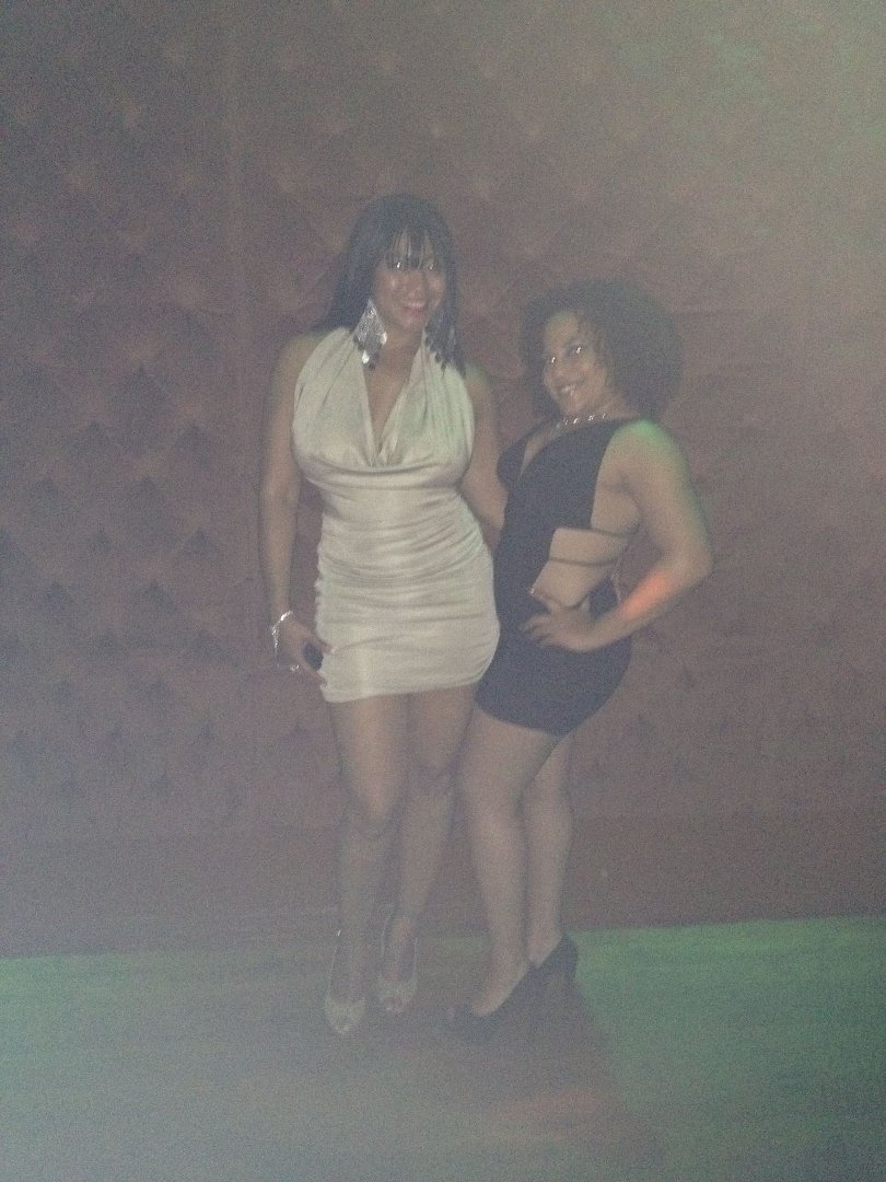 Scarlet Rondon's album, Mobile Uploads