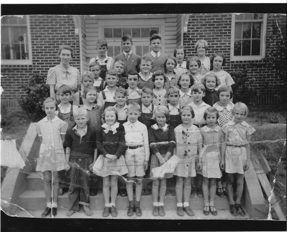 Grace Benefield's album, My Old Pictures