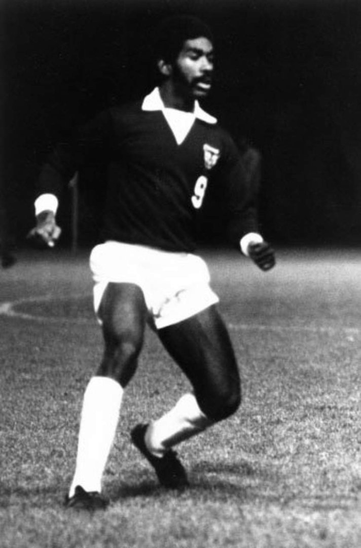 Robert Ehrlich's album, Old Soccer Photos