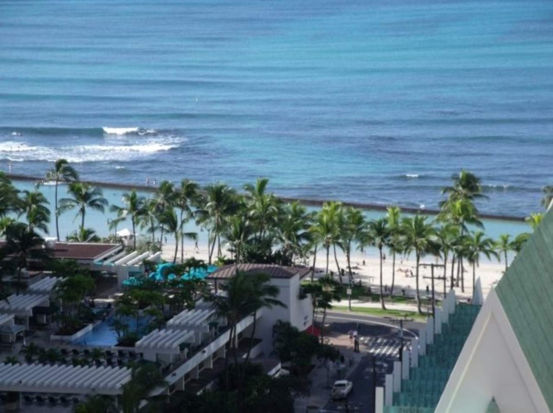 Shawndra Short's album, Christmas in Hawaii