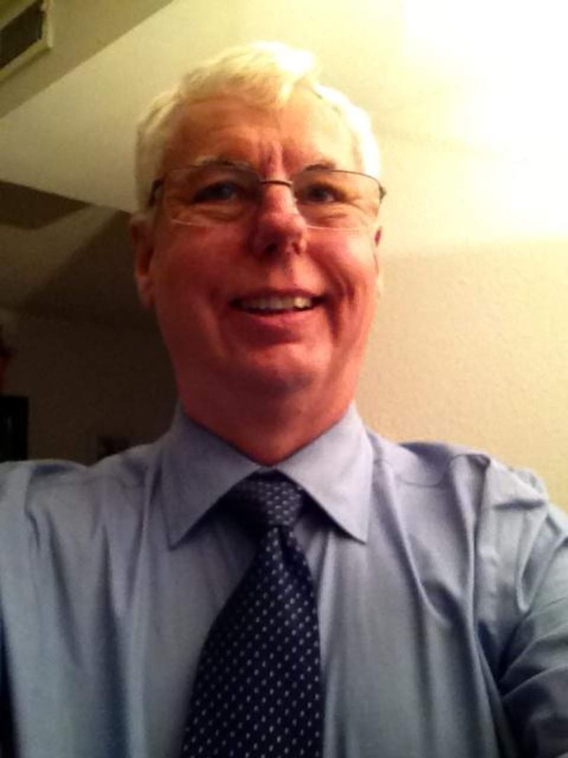 Kenneth Lyle's album, Mobile Uploads